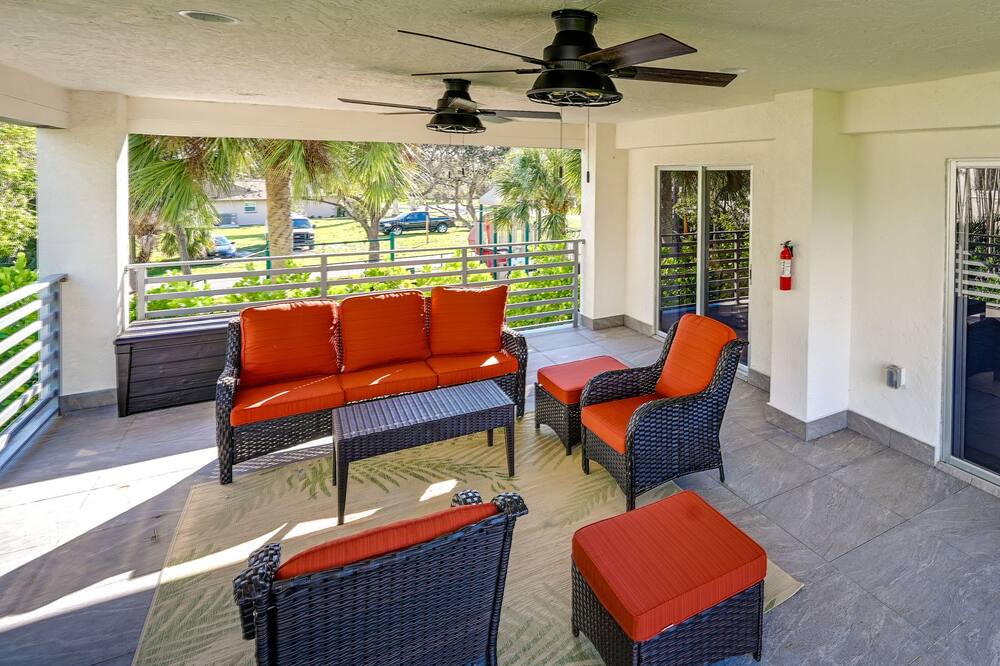 Photo of Patio Balcony in Isles of Capri