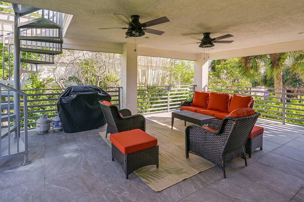 Photo of Patio Balcony in Isles of Capri