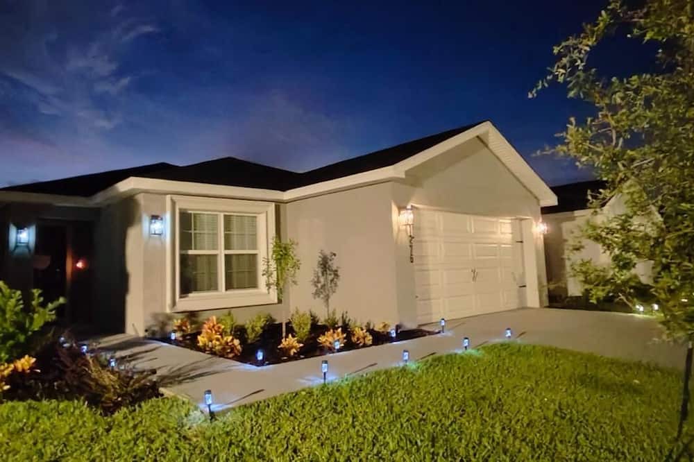 Photo of Outdoor in Auburndale