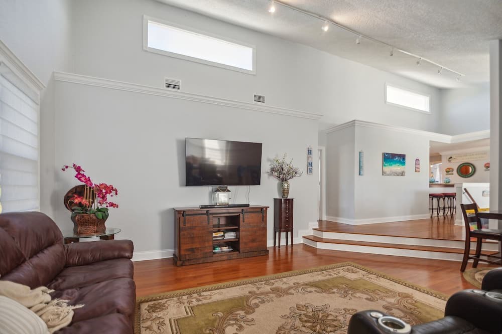 Photo of Bedroom in Ozona