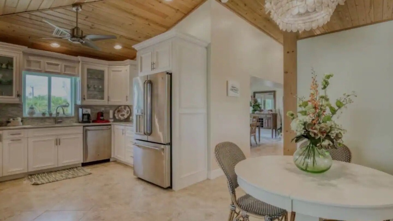 Photo of Kitchen in Summerland Key