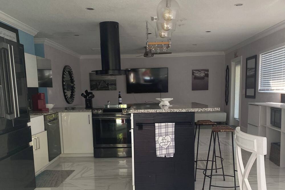 Photo of Kitchen in Beach Club Colony