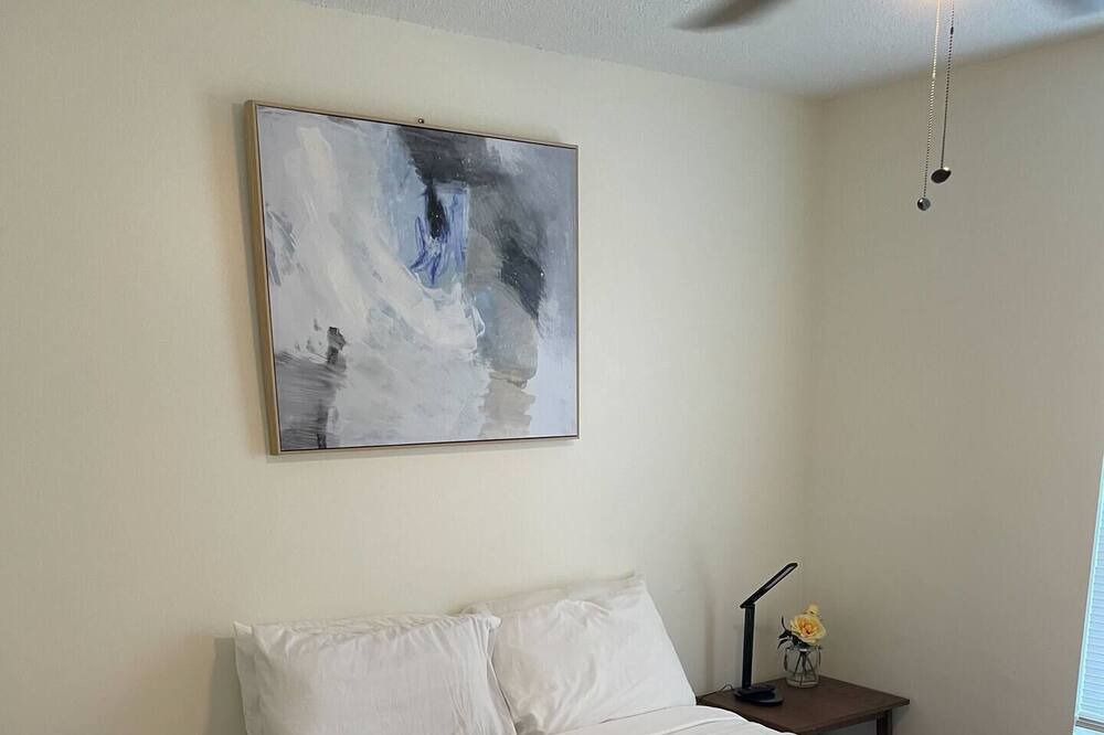 Photo of Bedroom in Spartanburg
