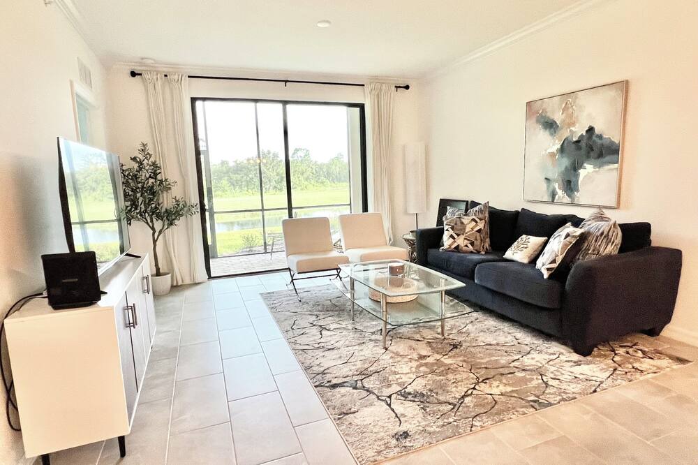 Photo of Livingroom in Braden River