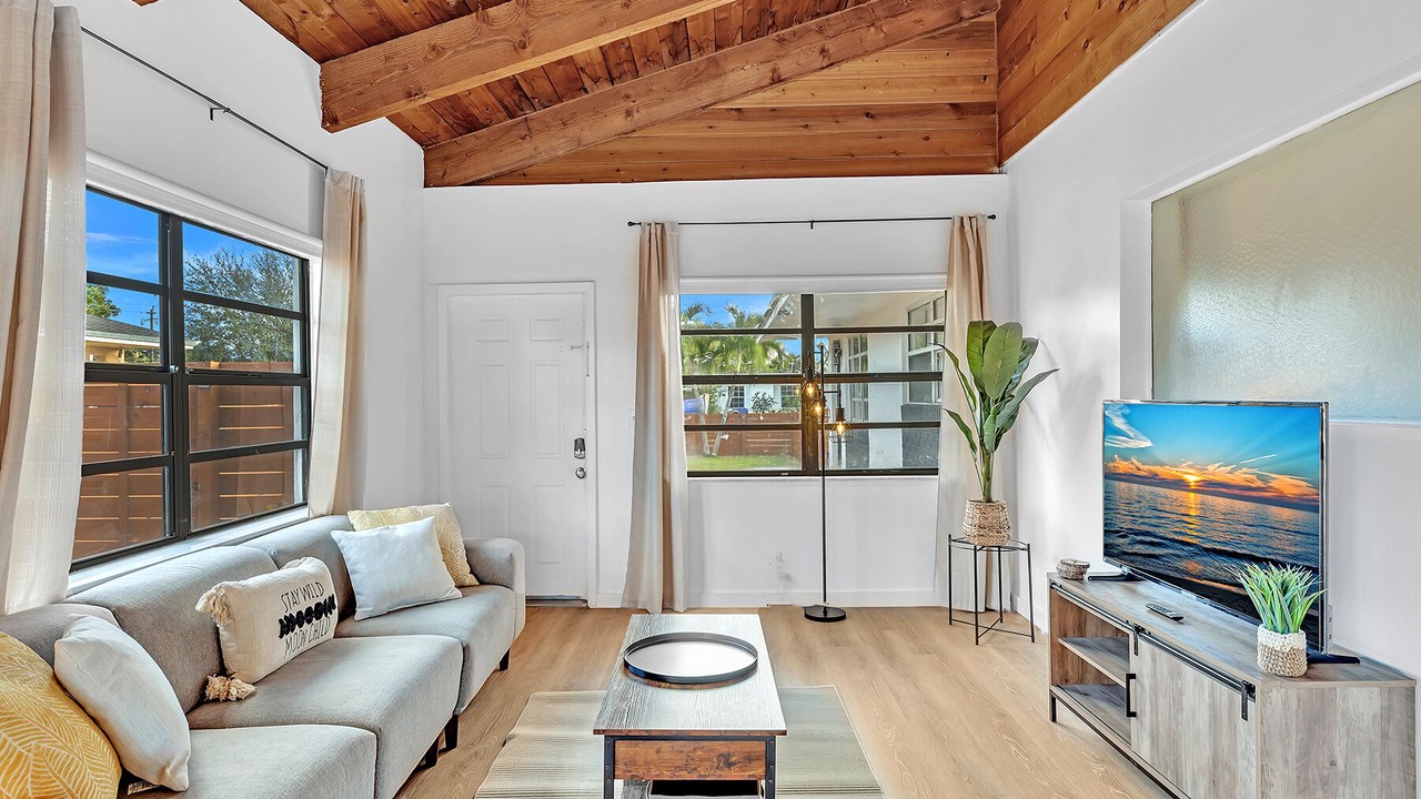 Photo of Livingroom in West Hollywood