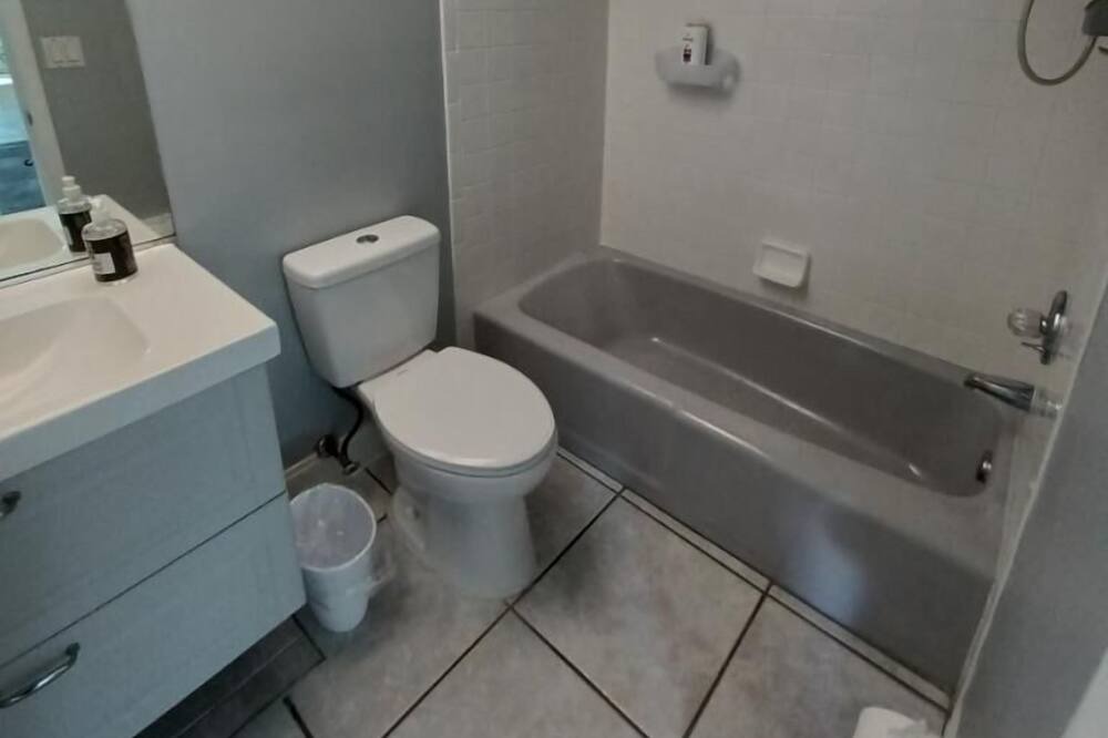 Photo of Bathroom in Indian River Estates