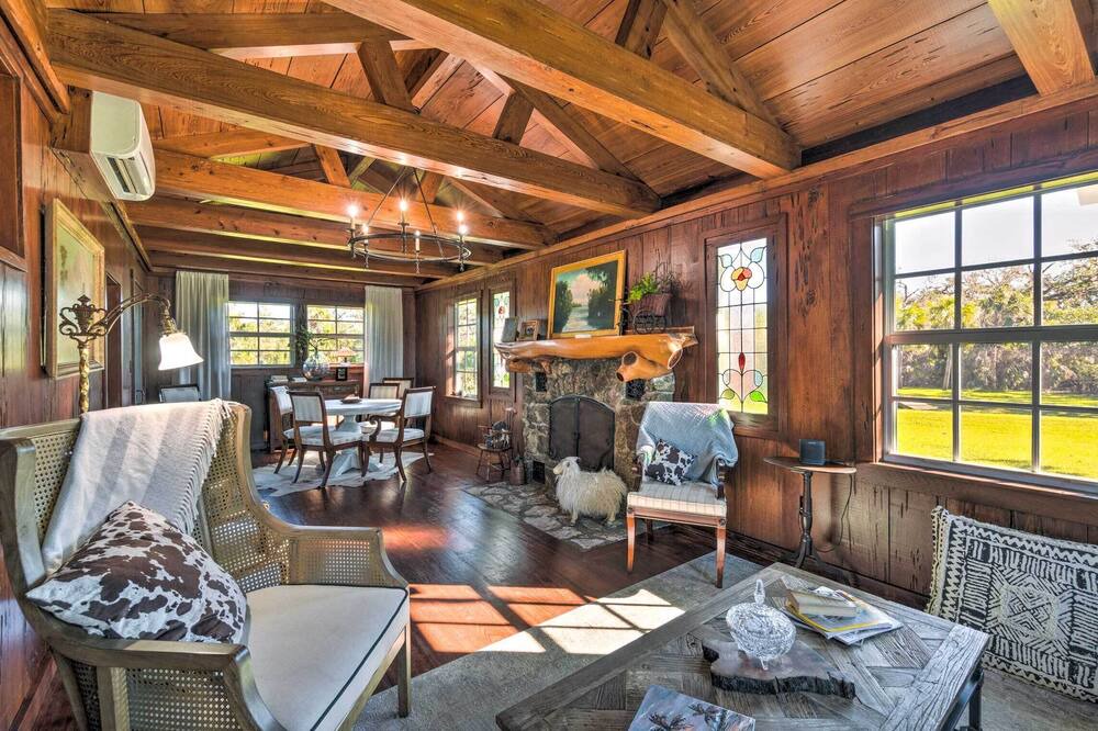 Photo of Livingroom in Myakka City