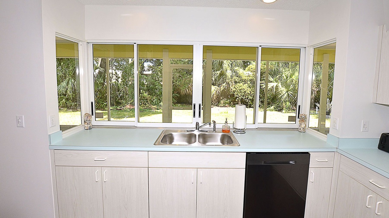 Photo of Kitchen in Sebastian Highlands