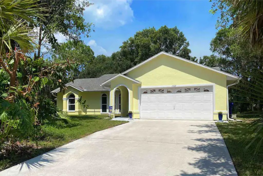 Photo of Outdoor in Sebastian Highlands