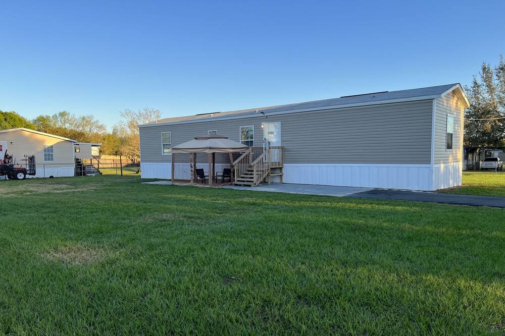 Photo of Outdoor in Nichols