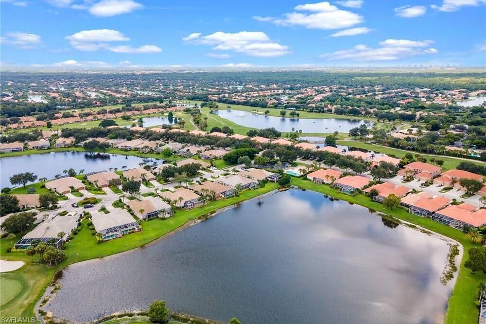 Photo of Outdoor in Naples