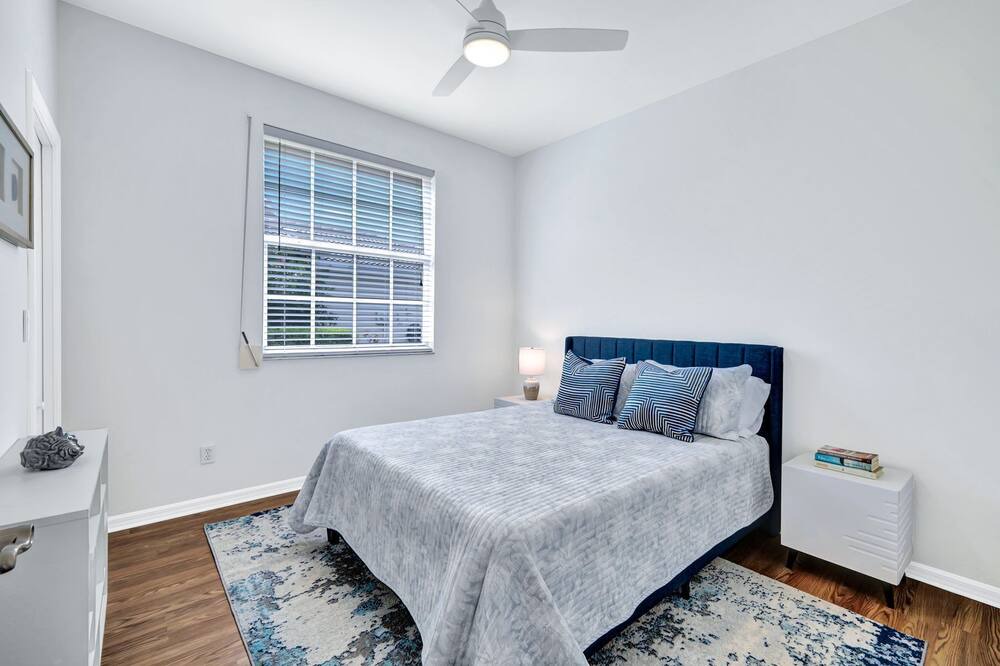 Photo of Bedroom in Naples