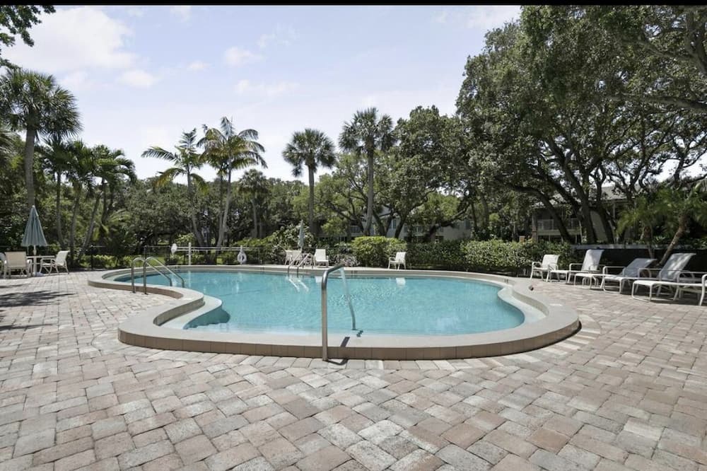 Photo of Others in Indian River Shores
