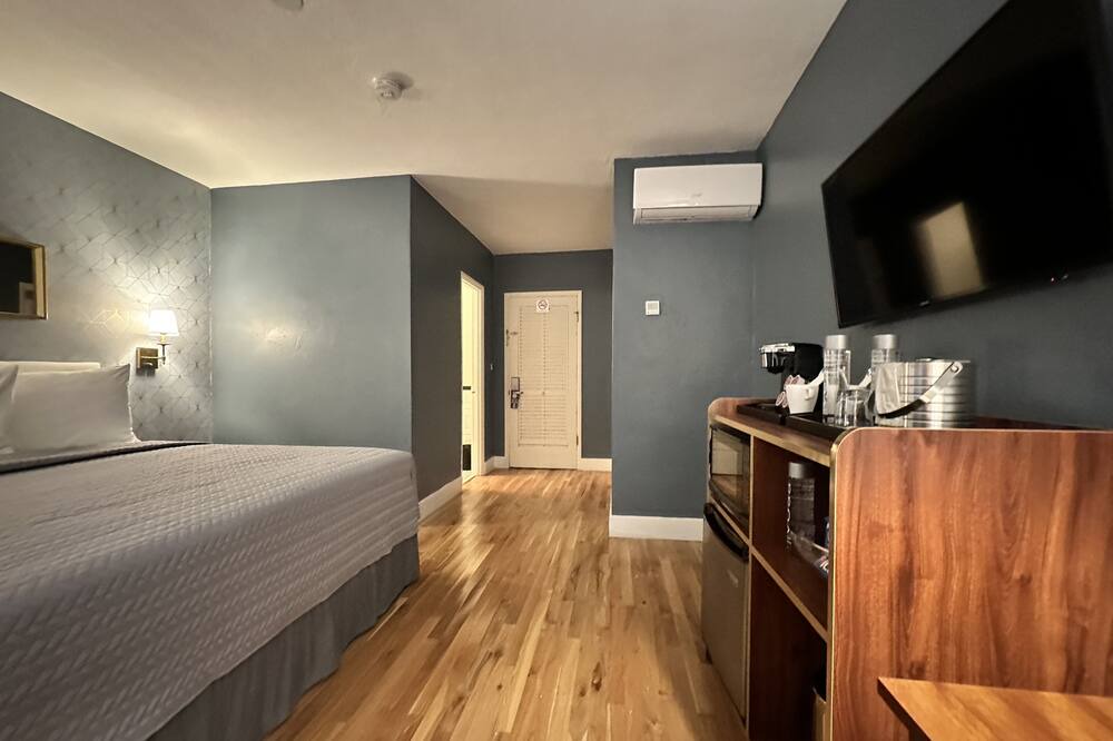 Photo of Bedroom in Overtown