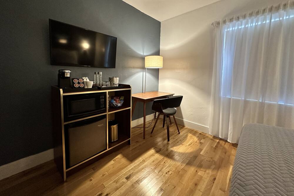 Photo of Bedroom in Overtown