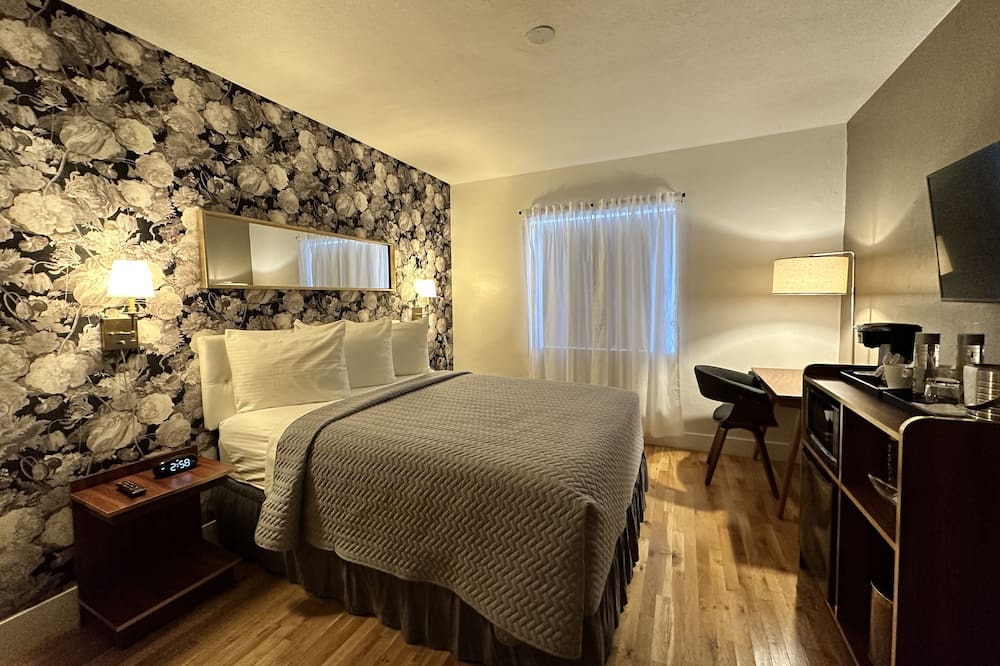 Photo of Bedroom in Overtown