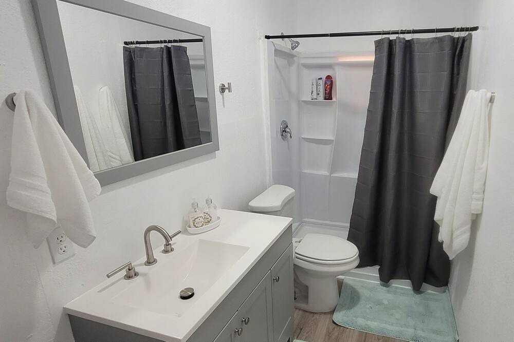 Photo of Bathroom in Fort Pierce