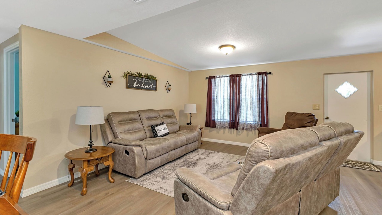 Photo of Livingroom in Arcadia