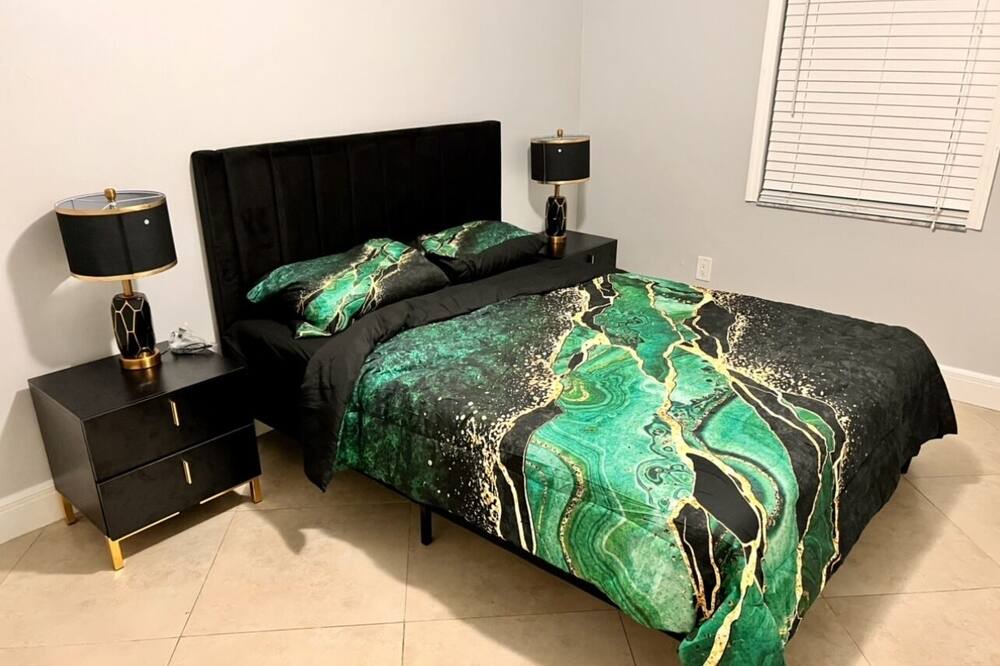Photo of Bedroom in Carrollwood