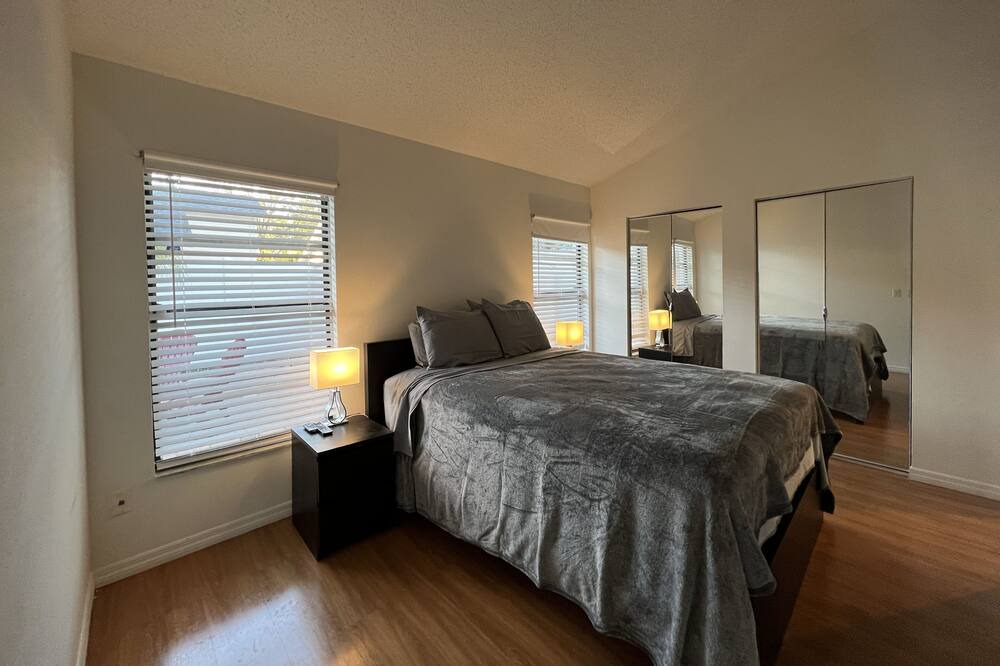 Photo of Bedroom in Carrollwood
