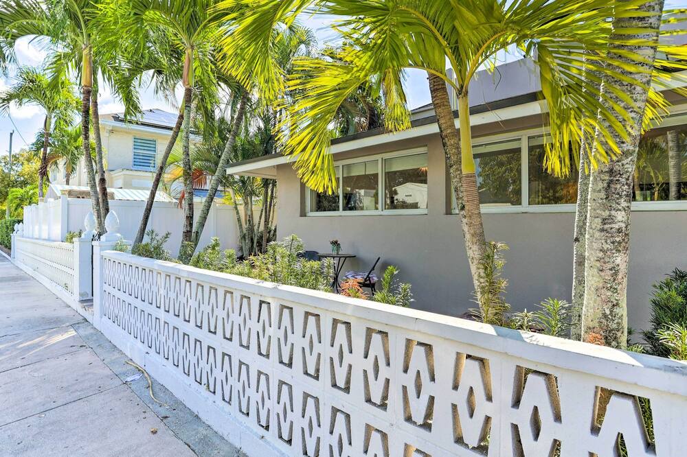Photo of Outdoor in Coral Way