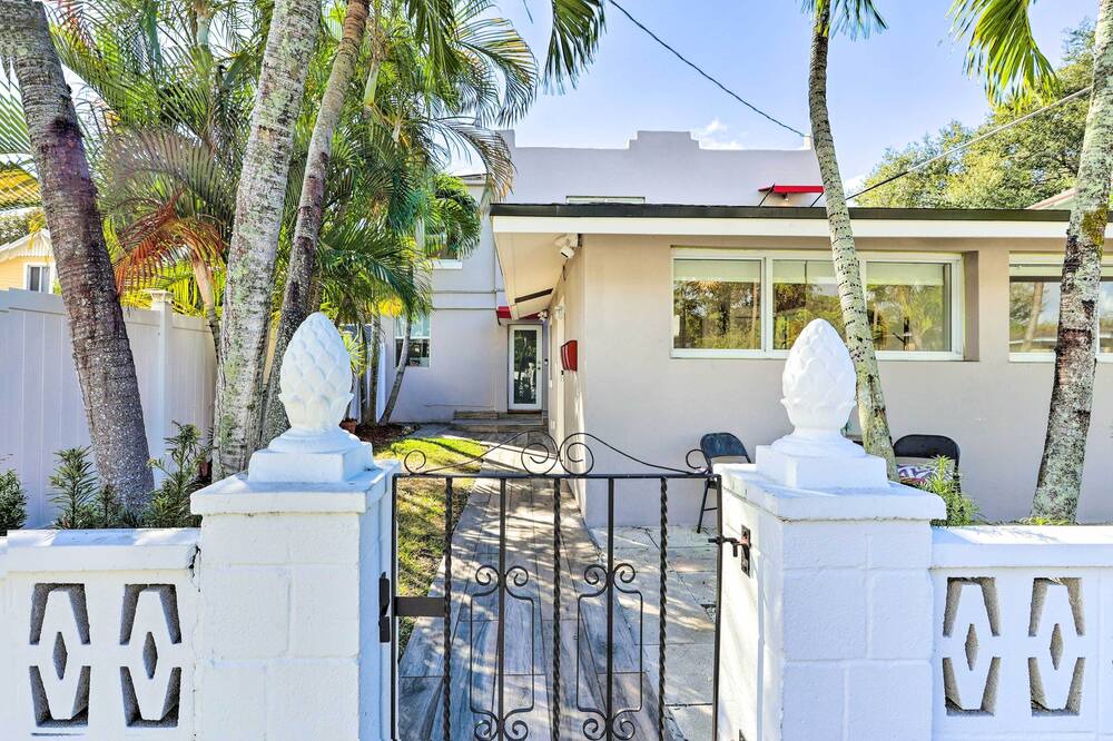 Photo of Outdoor in Coral Way