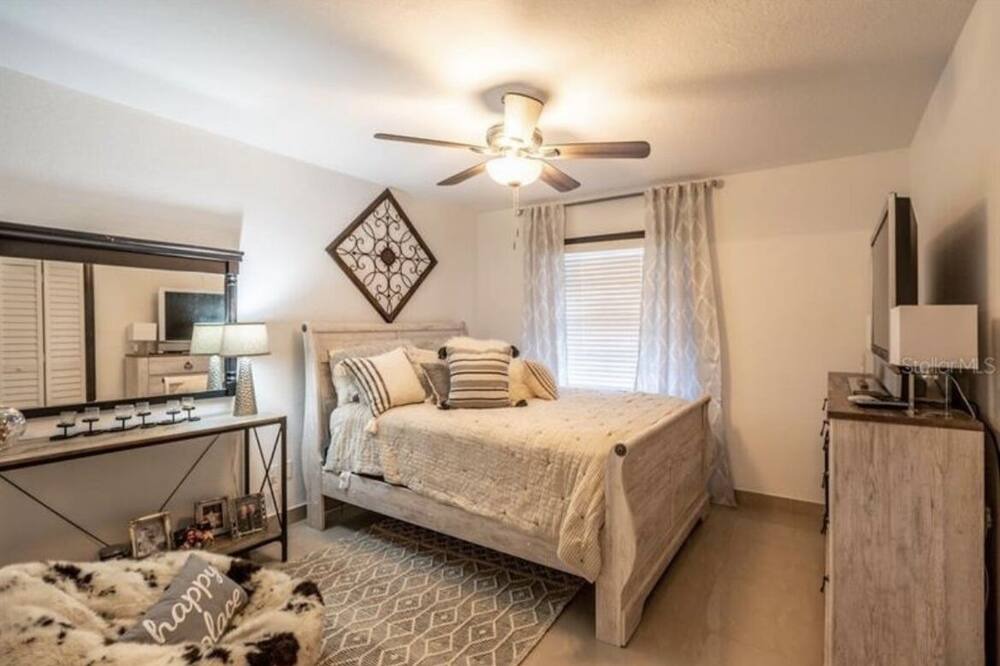 Photo of Bedroom in Arcadia