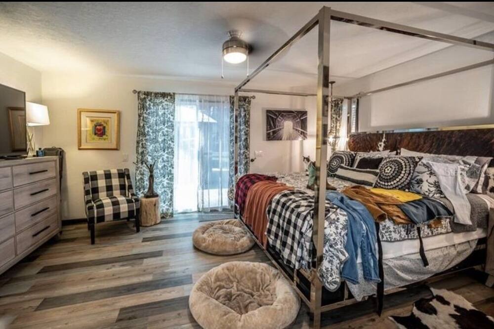 Photo of Bedroom in Arcadia