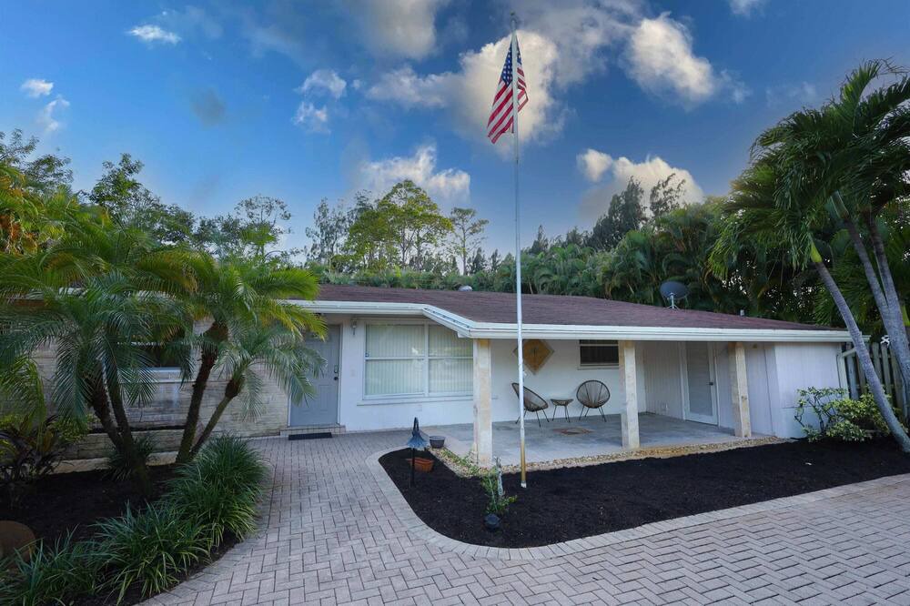 Photo of Outdoor in Greenacres