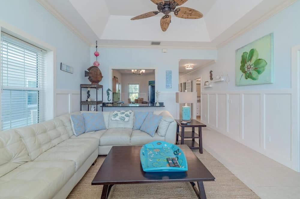 Photo of Livingroom in Goodland