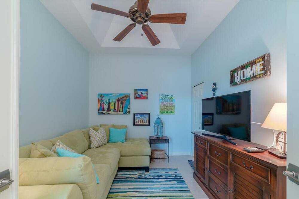 Photo of Bedroom in Goodland