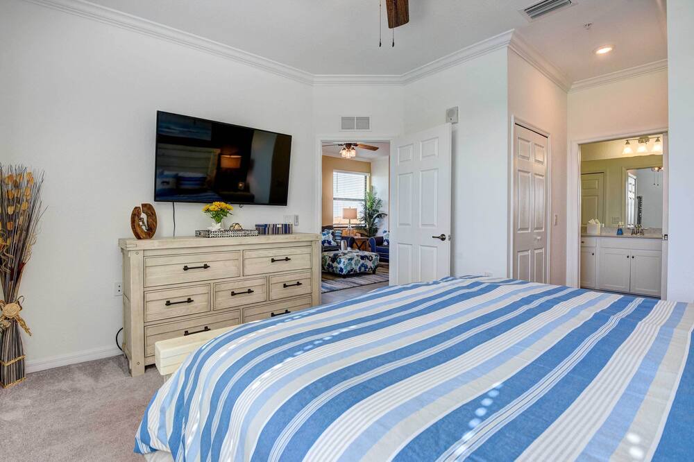 Photo of Bedroom in Lakewood Ranch