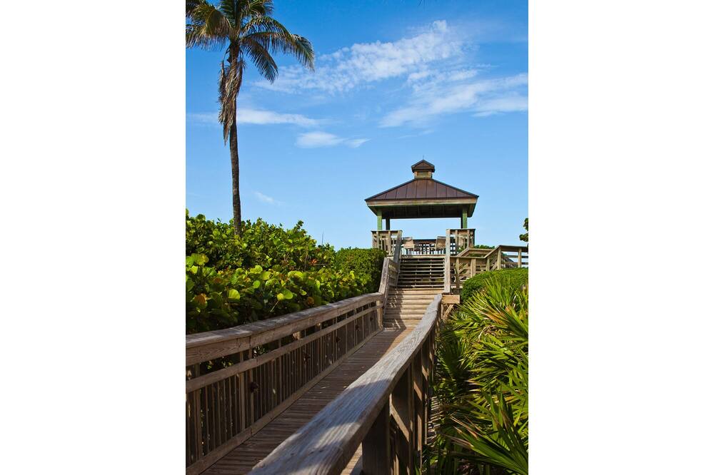 Photo of Outdoor in Hutchinson Island South