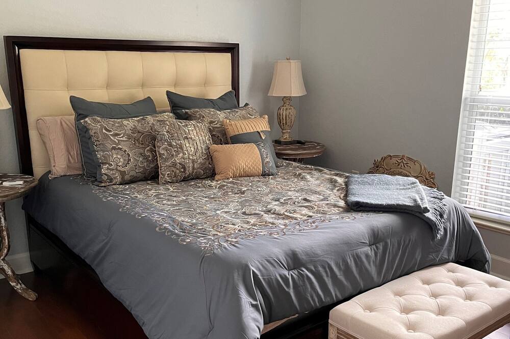 Photo of Bedroom in Sebring