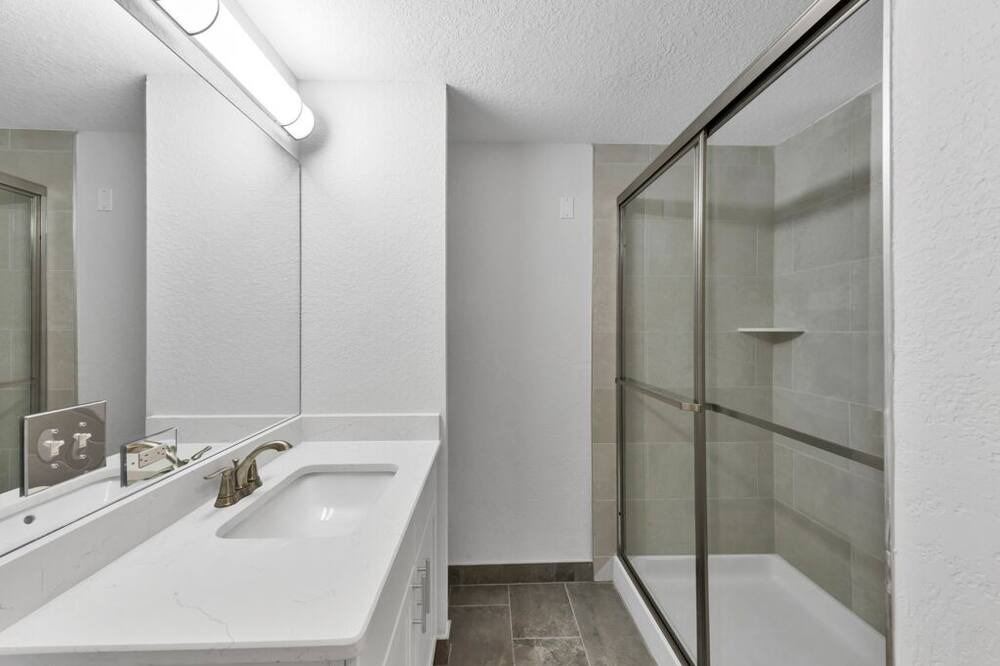 Photo of Bathroom in Indian Beach Sapphire Shores