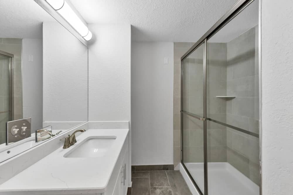 Photo of Bathroom in Indian Beach Sapphire Shores