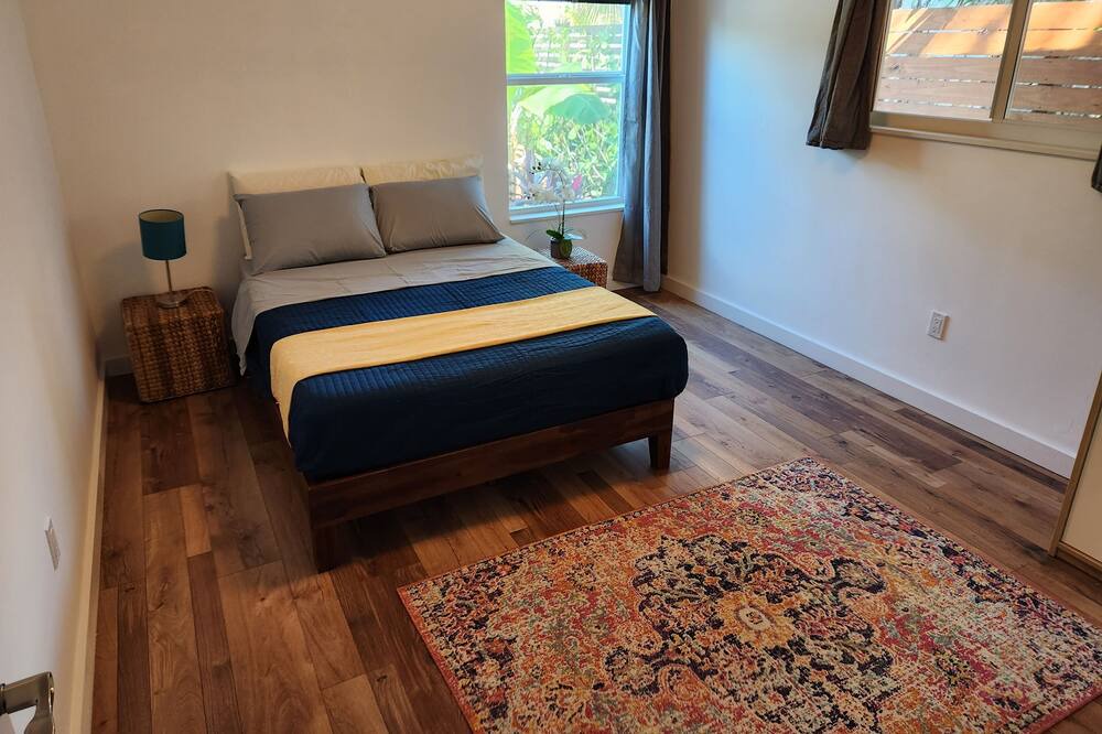 Photo of Bedroom in Northeast Miami