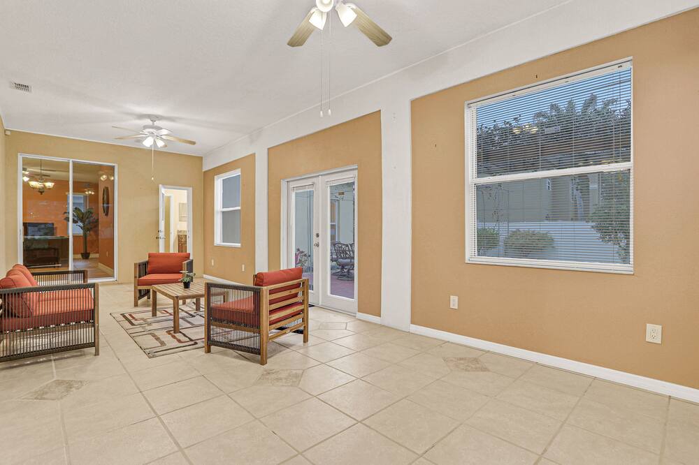 Photo of Others in Poinciana