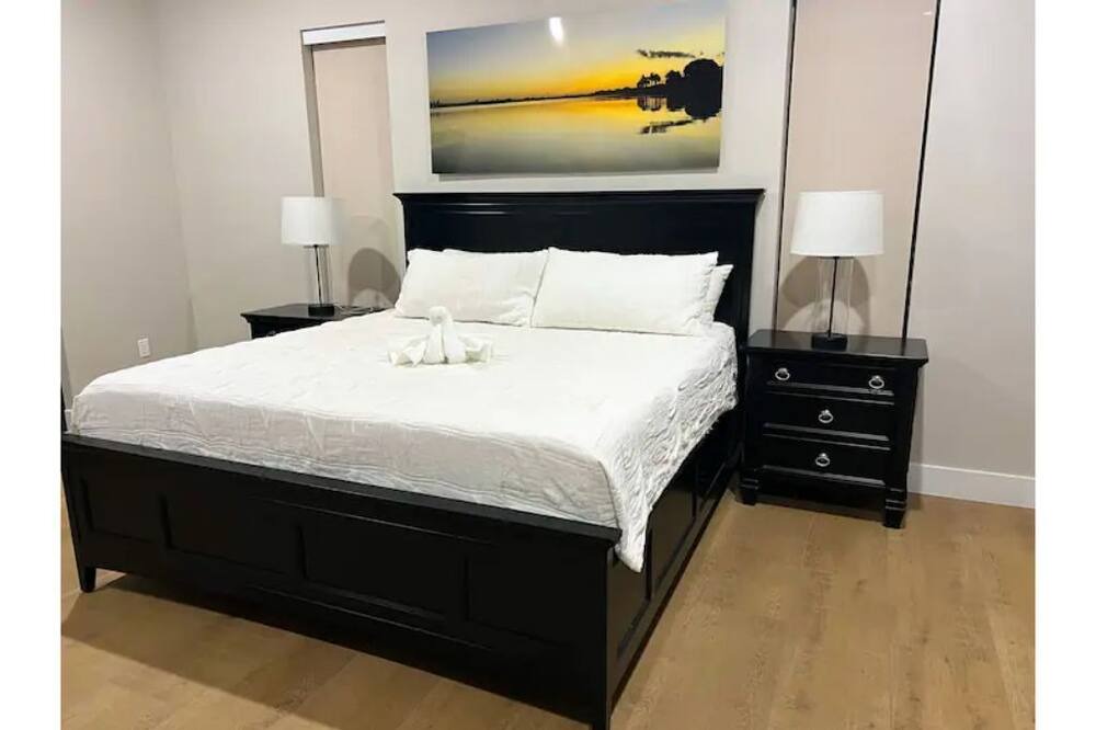 Photo of Bedroom in Alabama Grove Terrace