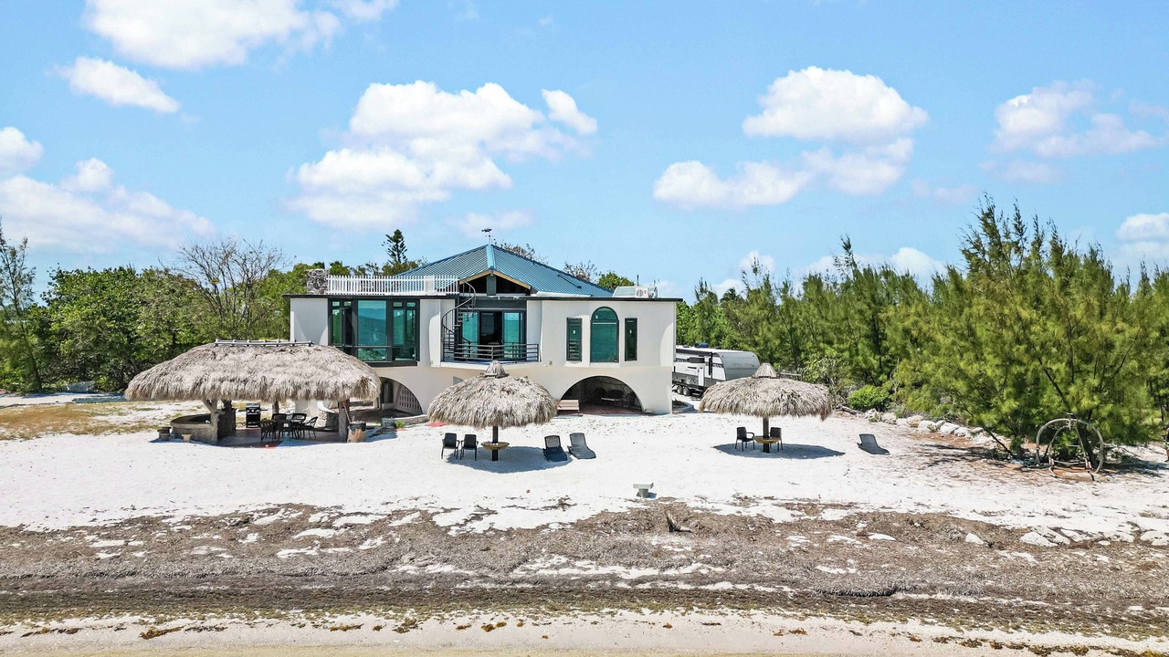 Photo of Others in Long Beach Estates
