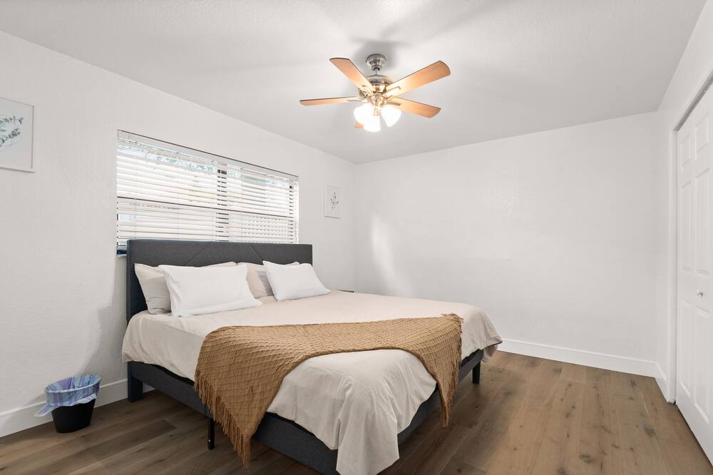 Photo of Bedroom in Davis Islands