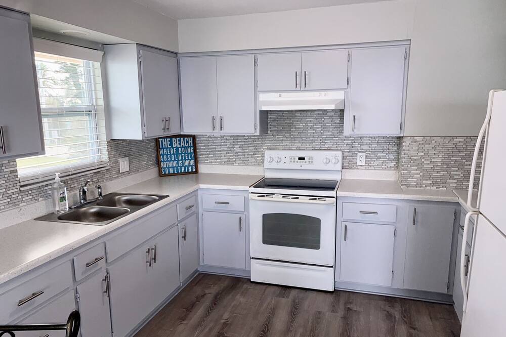 Photo of Kitchen in New Melbourne Beach