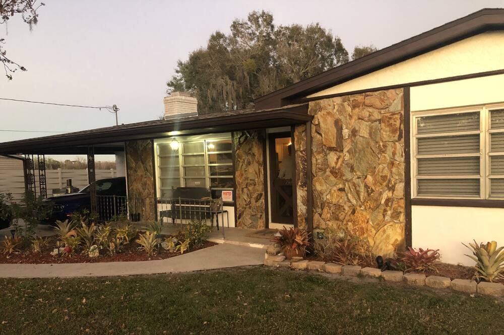 Photo of Outdoor in Sebring