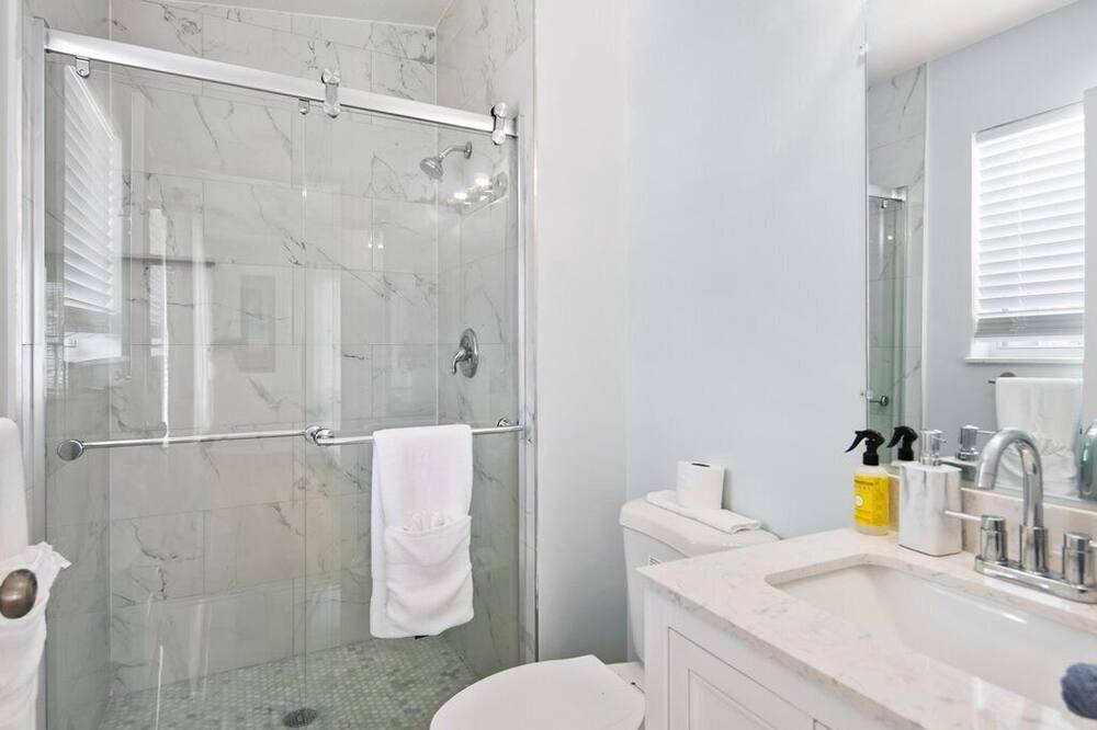 Photo of Bathroom in Everglades City