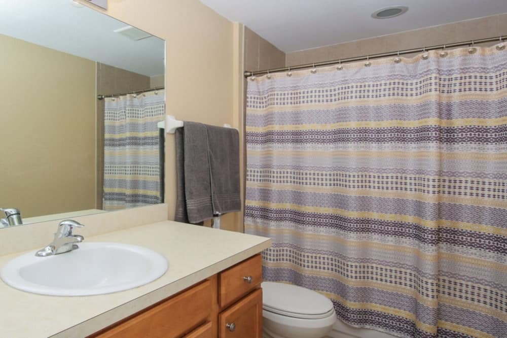 Photo of Bathroom in South Gulf Cove