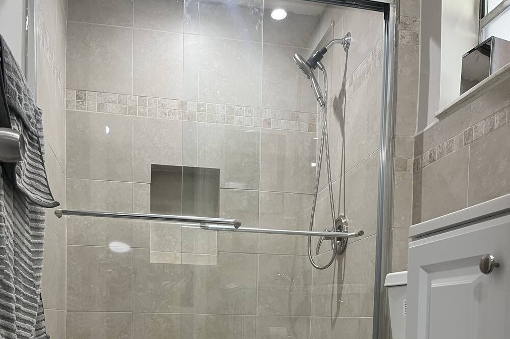 Photo of Bathroom in North Lauderdale