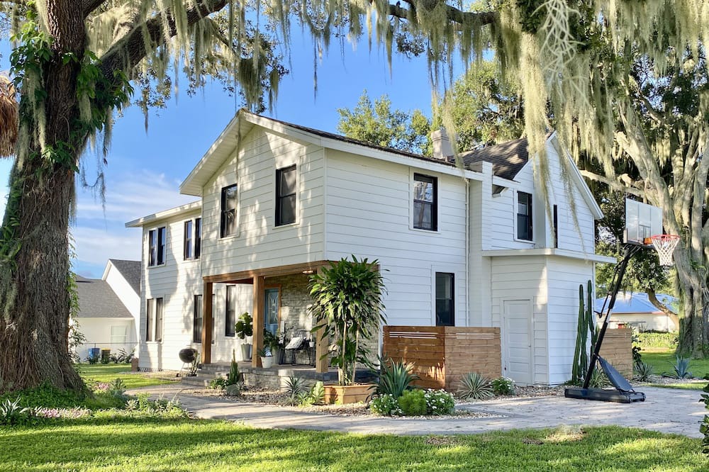 Photo of Outdoor in Auburndale