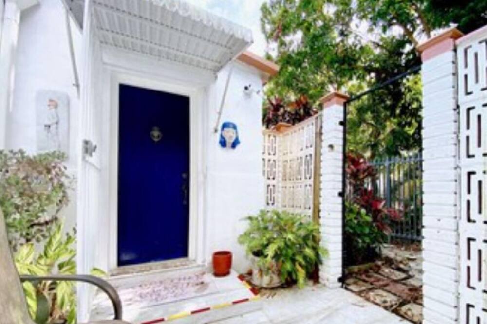 Photo of Outdoor in Northeast Miami