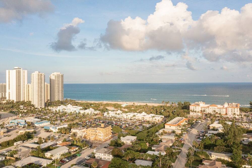 Photo of Others in Palm Beach Shores