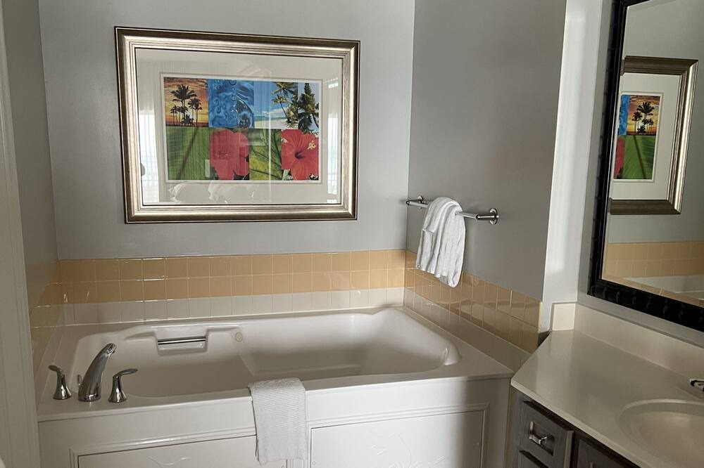 Photo of Bathroom in Palm Beach Shores